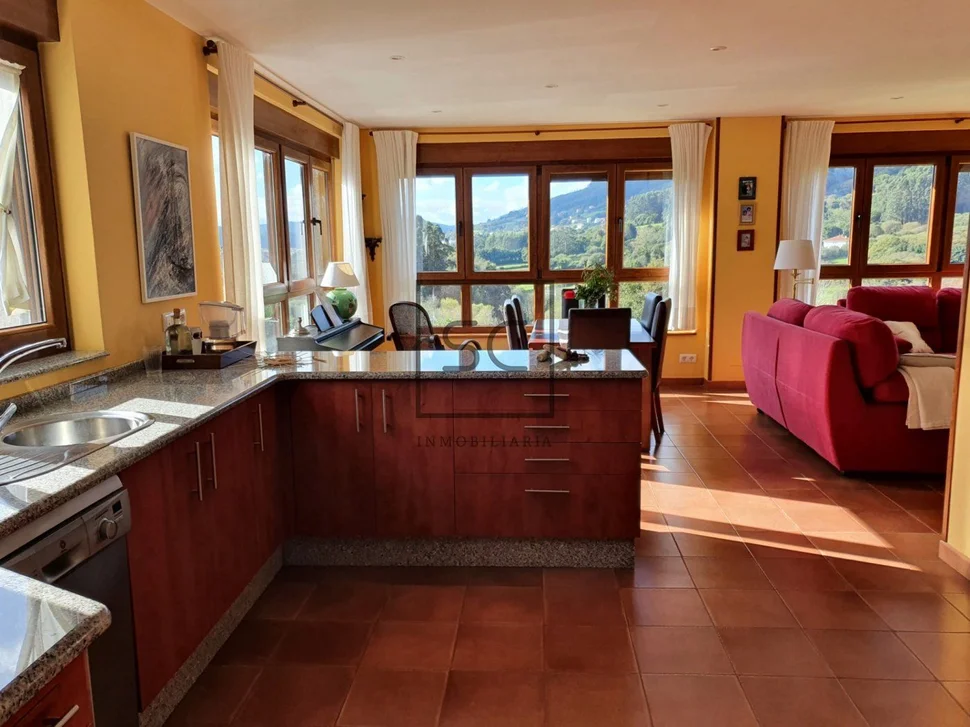 Casa con finca y paneles solares en régoa, cedeira