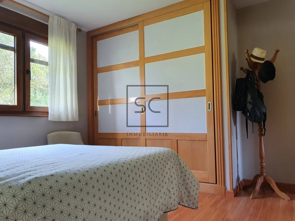 Casa con finca y paneles solares en régoa, cedeira