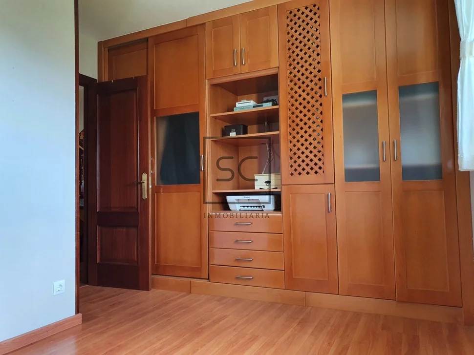 Casa con finca y paneles solares en régoa, cedeira