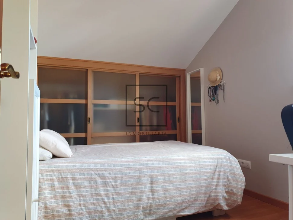 Casa con finca y paneles solares en régoa, cedeira