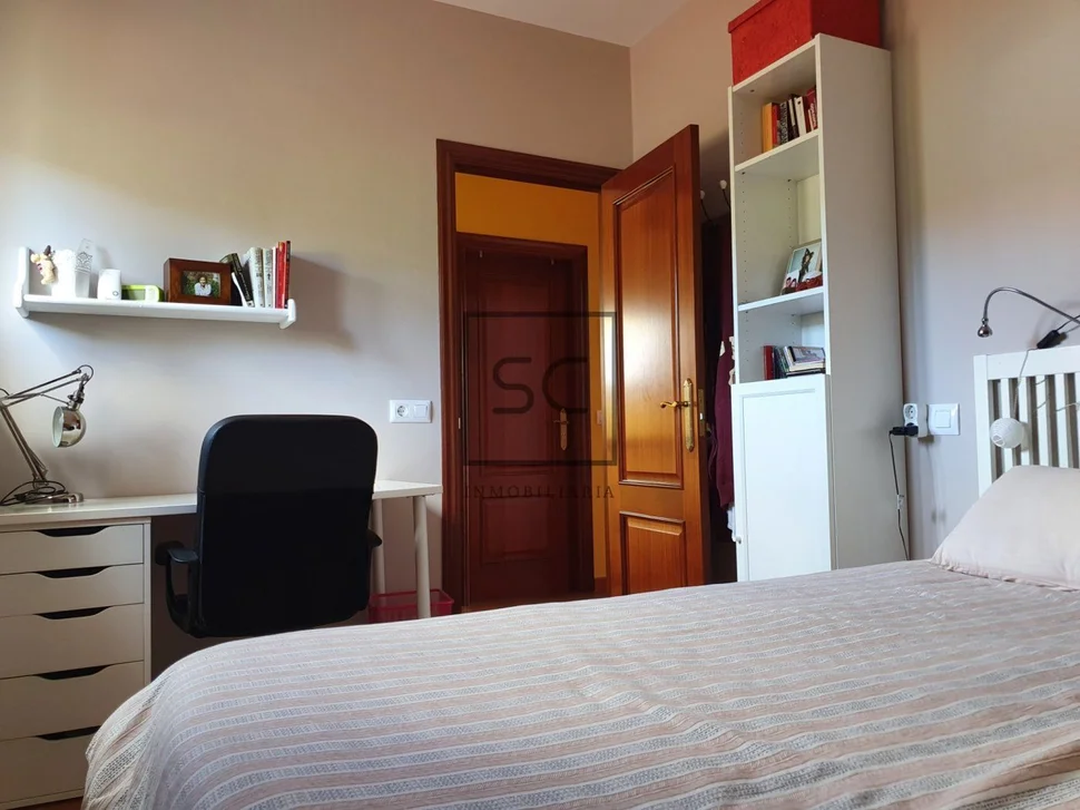 Casa con finca y paneles solares en régoa, cedeira