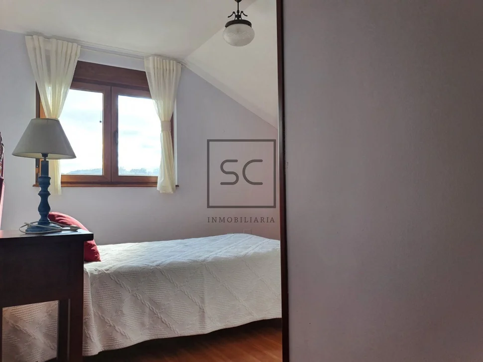 Casa con finca y paneles solares en régoa, cedeira