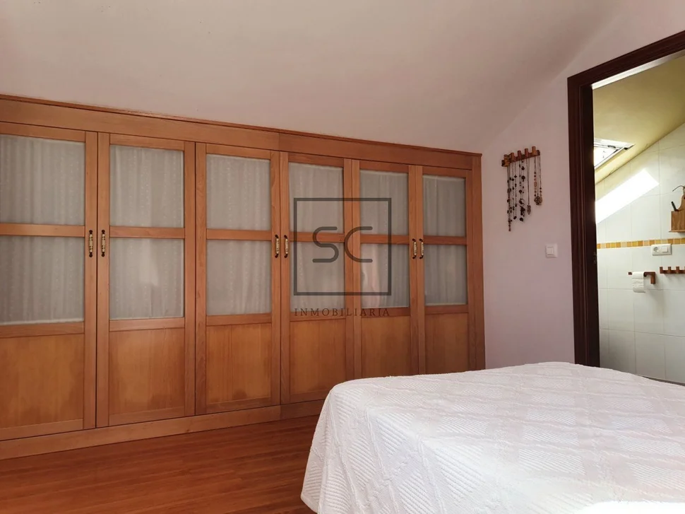 Casa con finca y paneles solares en régoa, cedeira