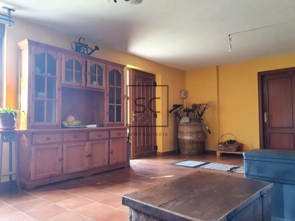 Casa con finca y paneles solares en régoa, cedeira