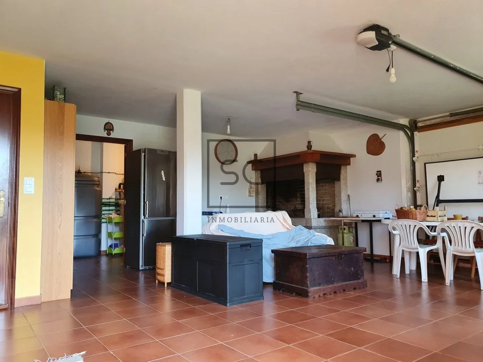 Casa con finca y paneles solares en régoa, cedeira