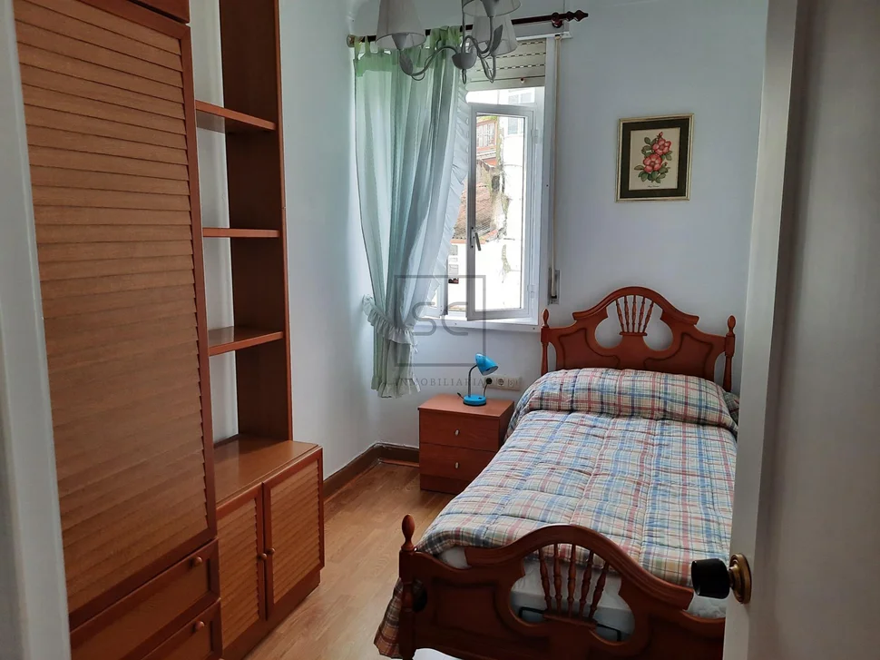 Piso céntrico de 3 habitaciones en el puerto, ferrol