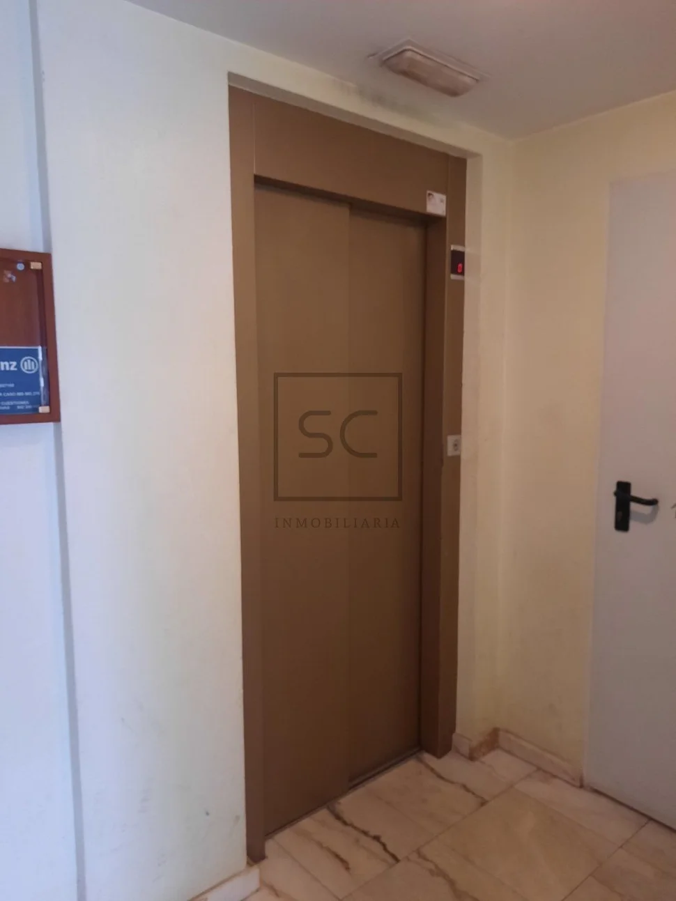Piso con ascensor, garaje y trastero (vpo)