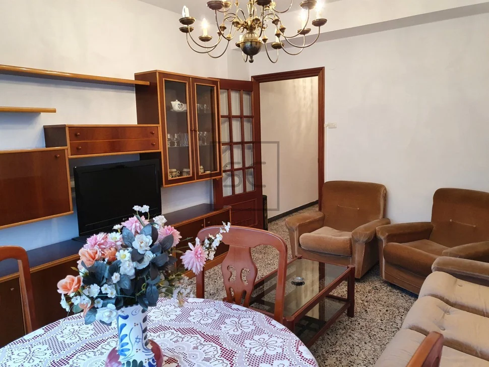 Piso con vista y plaza de garaje en caranza, ferrol