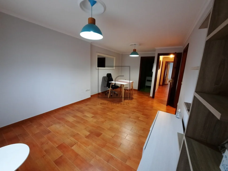 Casa unifamiliar adosada en jubia, narón