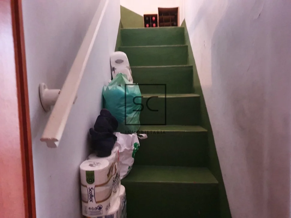 Casa con patio y finca anexada en neda, neda