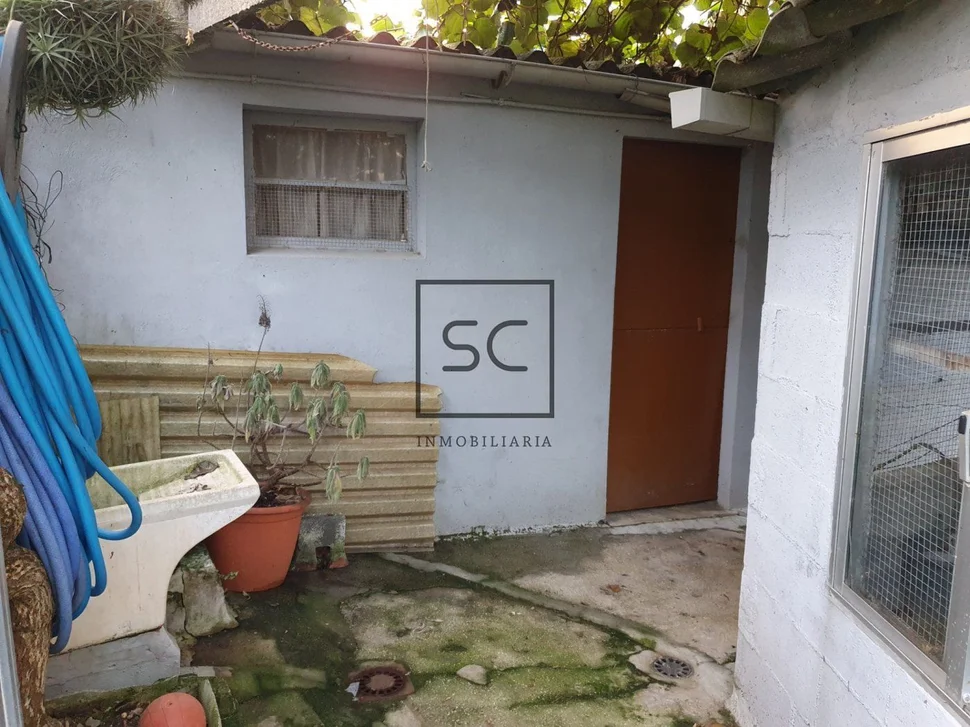 Casa con patio y finca anexada en neda, neda