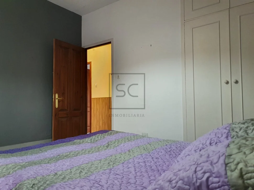 Casa con vistas y finca en el centro, pontedeume