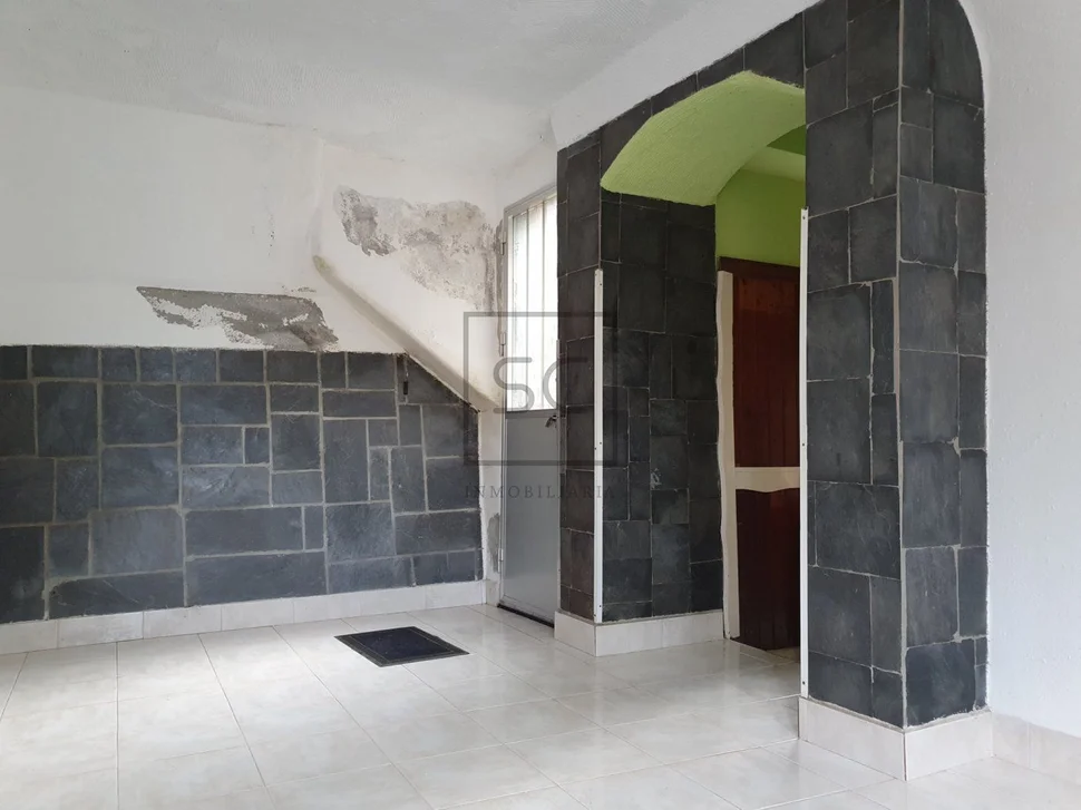 Casa con vistas y finca en el centro, pontedeume