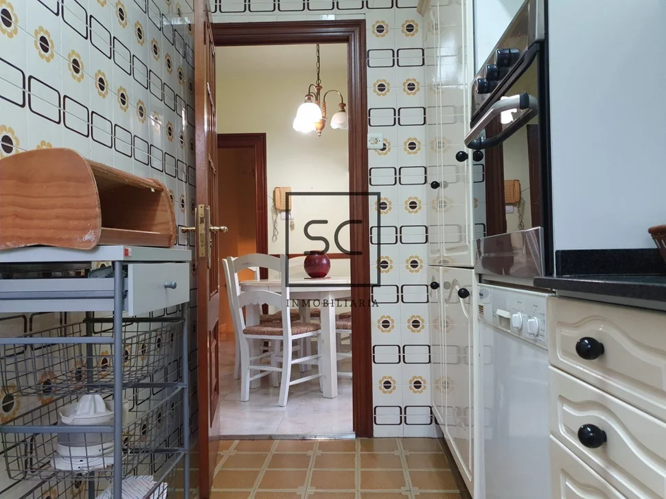 Casa con finca y bodega en maniños, fene