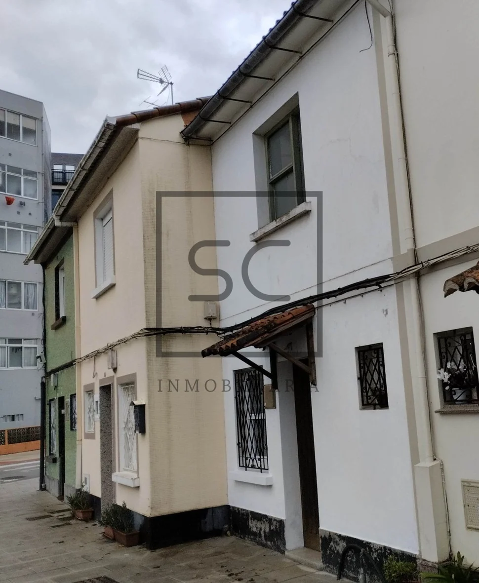 Casa en el centro de sada, sada