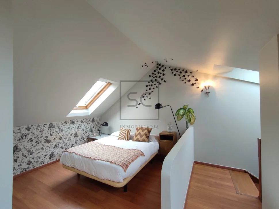 Dúplex con vista laterales al mar y a la montaña en miño, miño