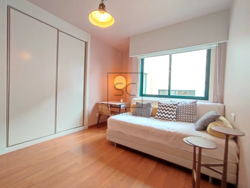 Dúplex con vista laterales al mar y a la montaña en miño, miño