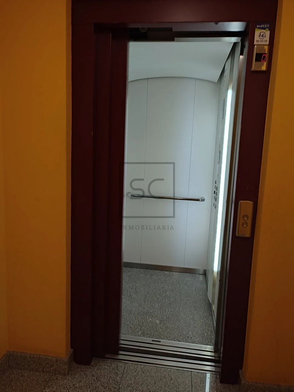 Dúplex con vista laterales al mar y a la montaña en miño, miño