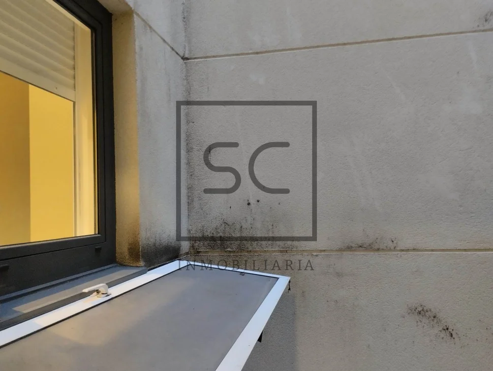 Piso muy amplio con ascensor, garaje y trastero