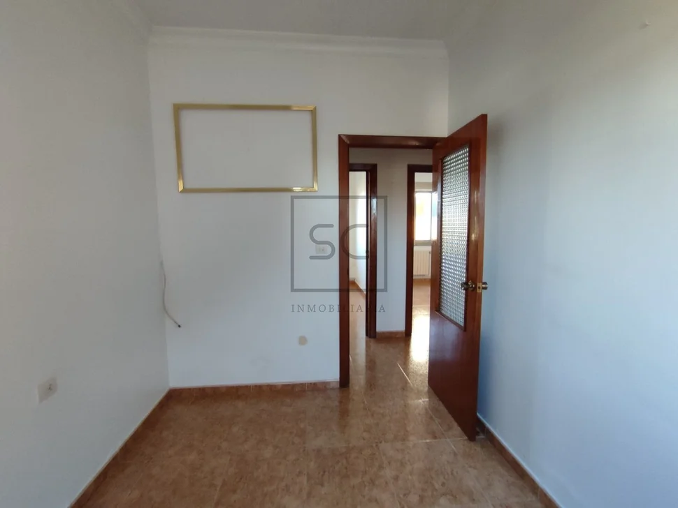 Casa de planta baja mas ático con patio en la faisca, narón