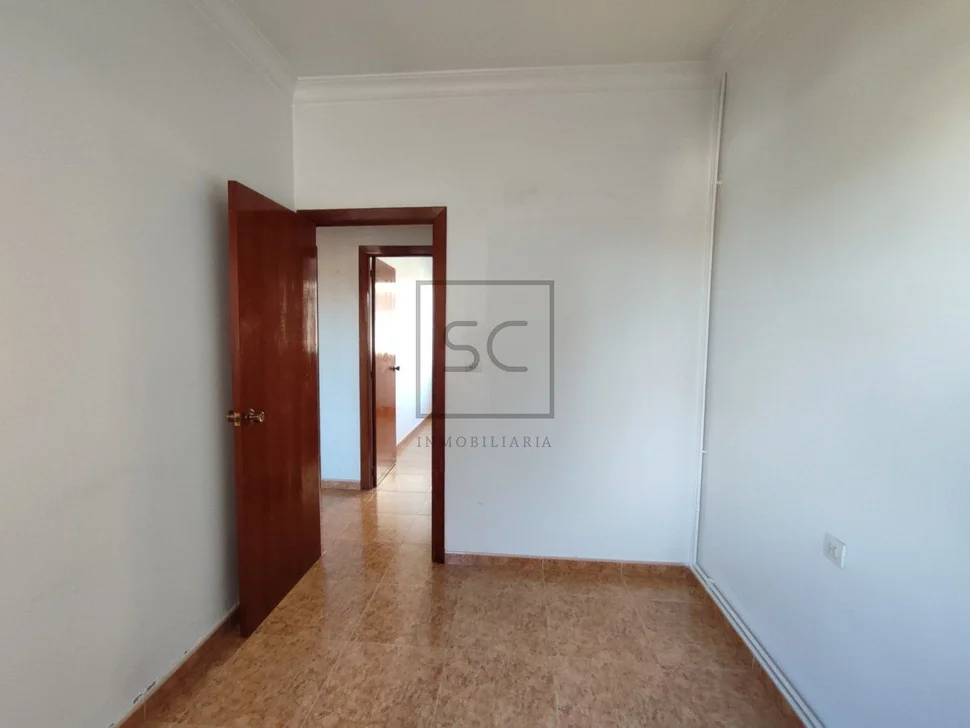 Casa de planta baja mas ático con patio en la faisca, narón