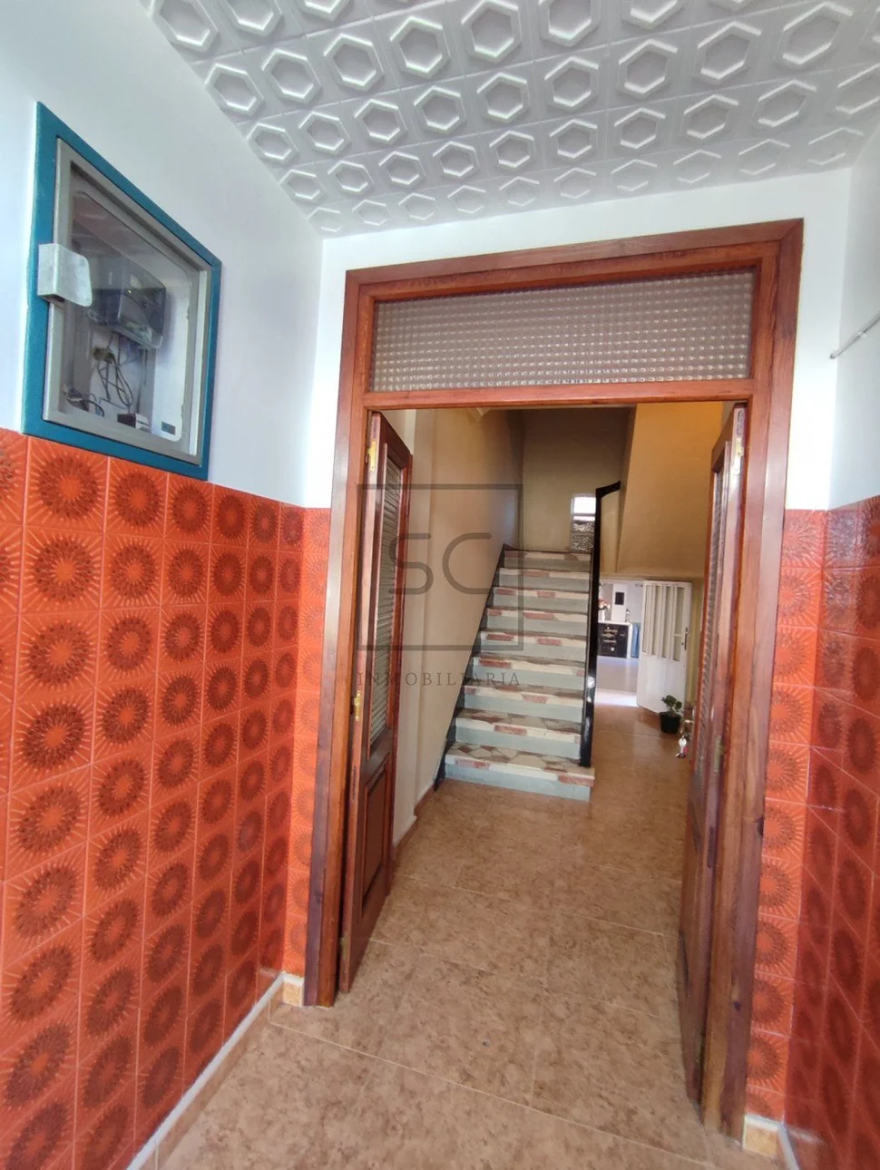 Casa de planta baja mas ático con patio en la faisca, narón