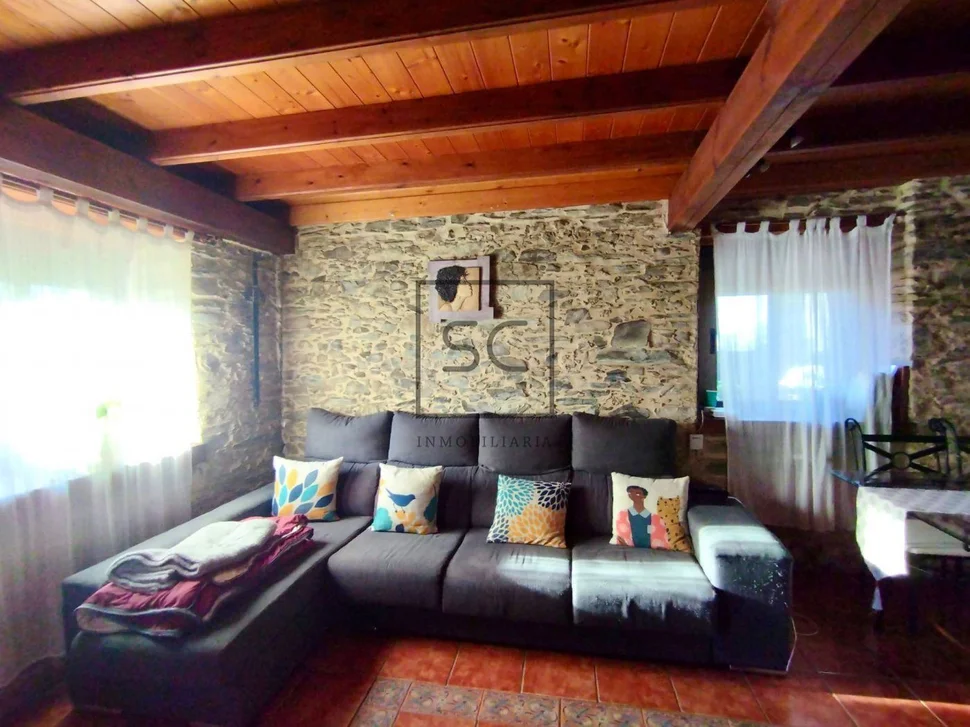 Casa de piedra en maniños, fene