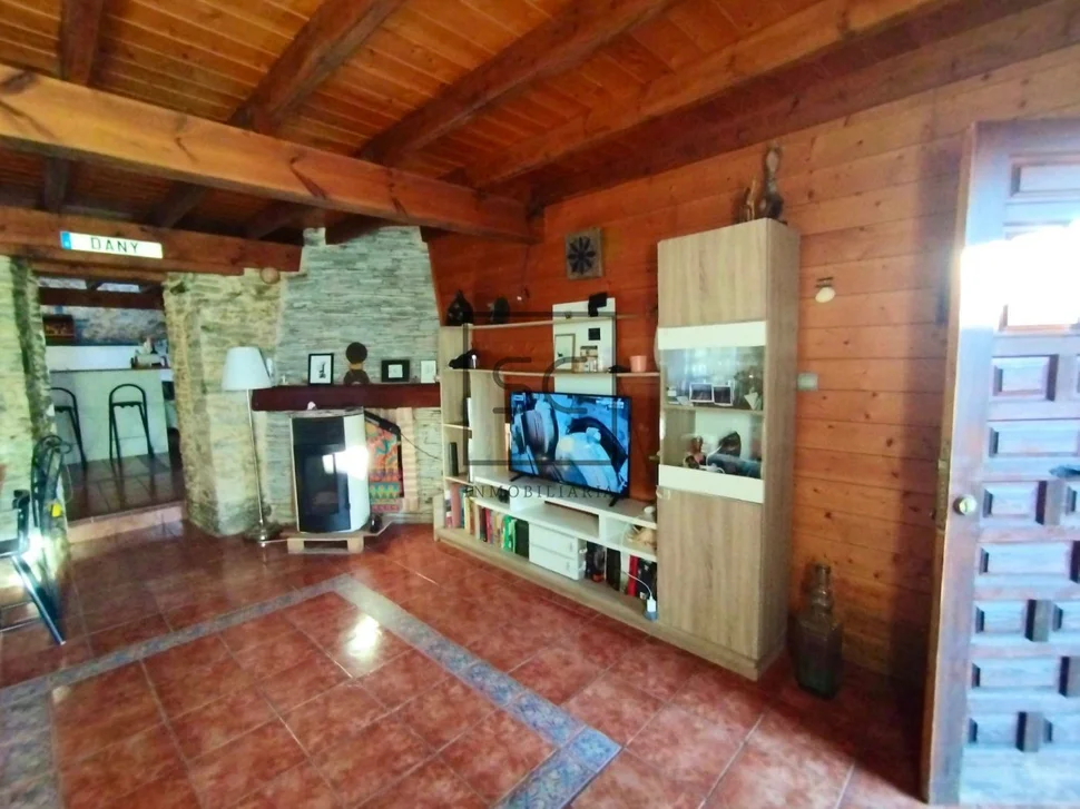 Casa de piedra en maniños, fene