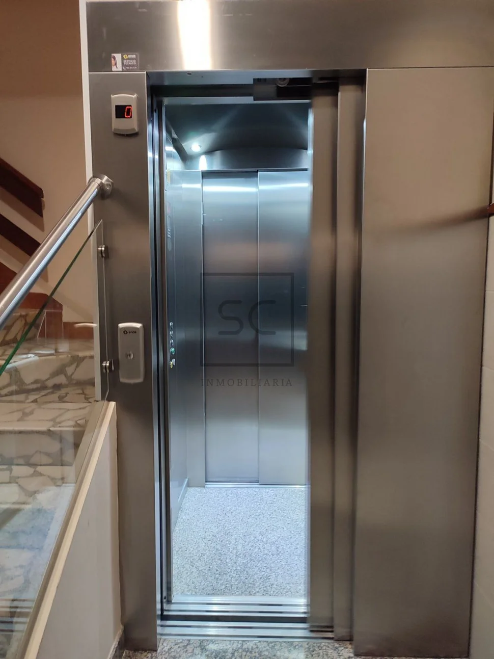 Céntrico piso con ascensor en narón, narón