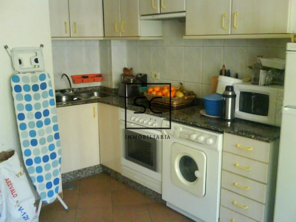 Dúplex transformado en dos viviendas en eirís, a coruña