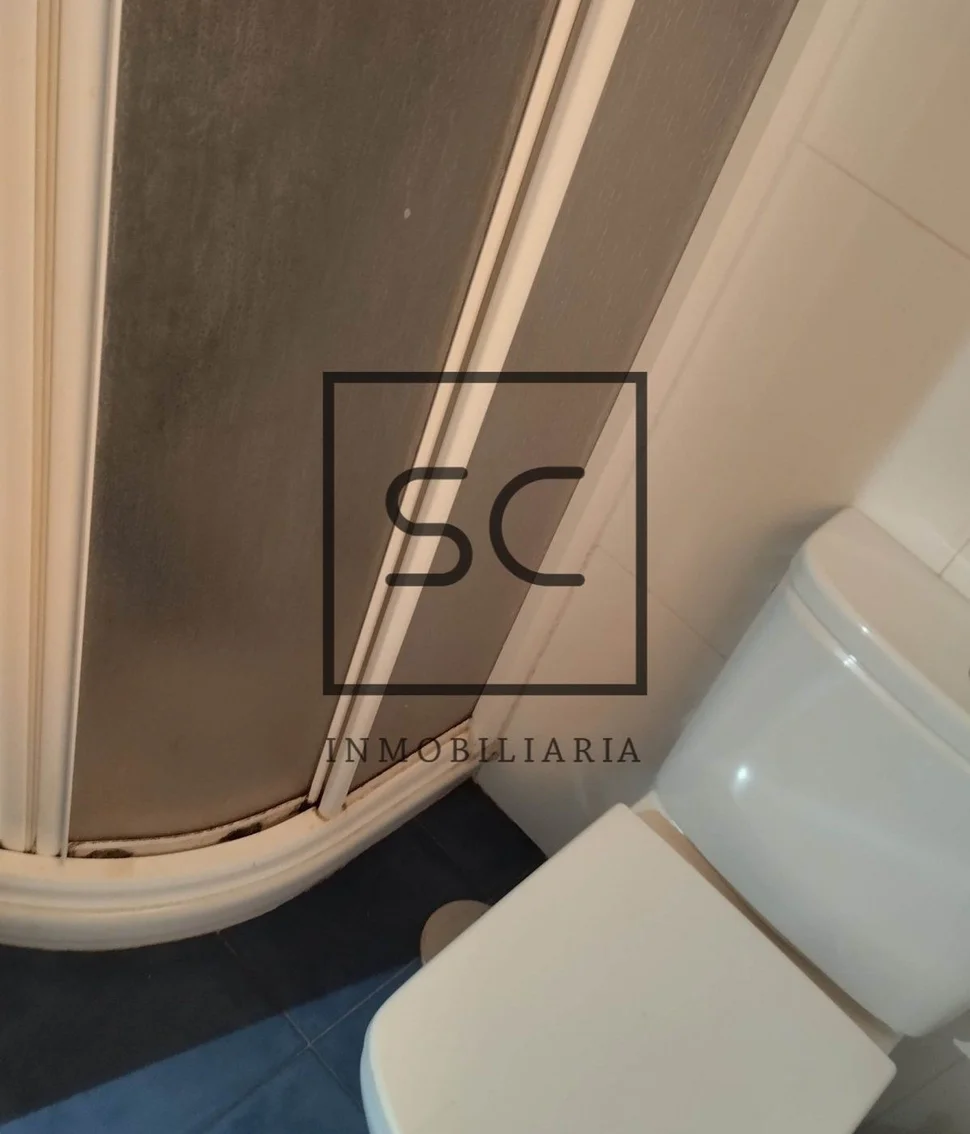 Piso con ascensor, garaje y trastero en sada, sada