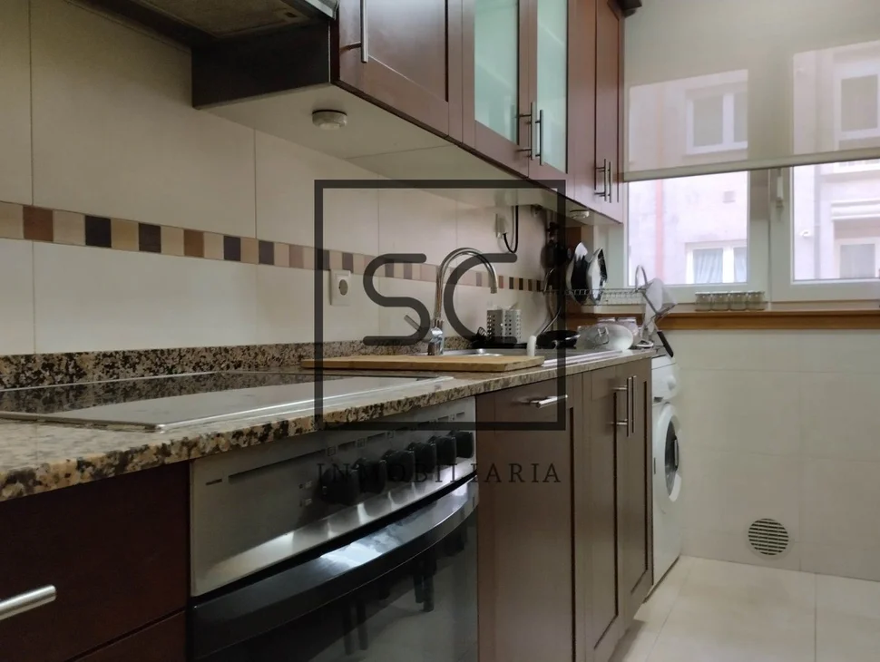 Piso con ascensor, garaje y trastero en sada, sada