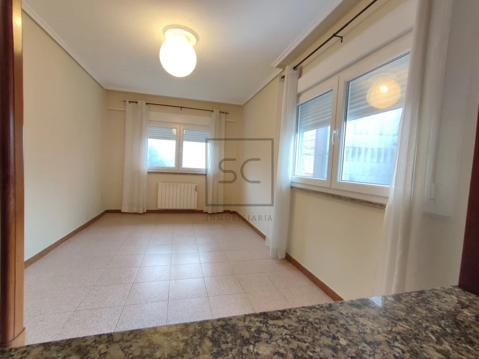 Bonito piso de 123 mts útiles sin ascensor en ferrol, ferrol