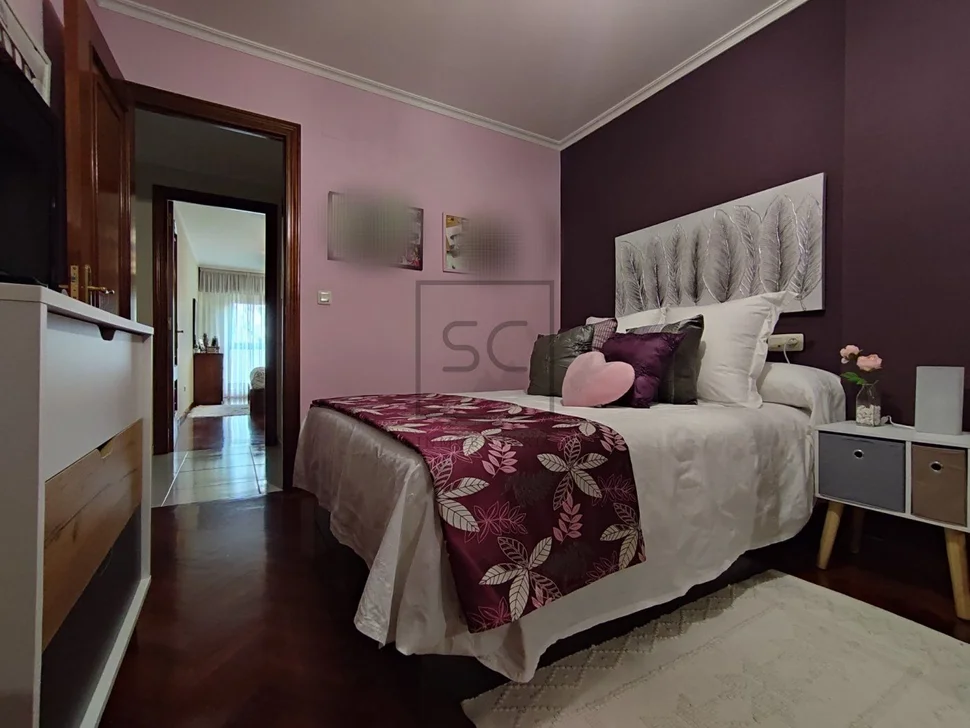 Coqueto piso semiamueblado en la zona de santa cecilia