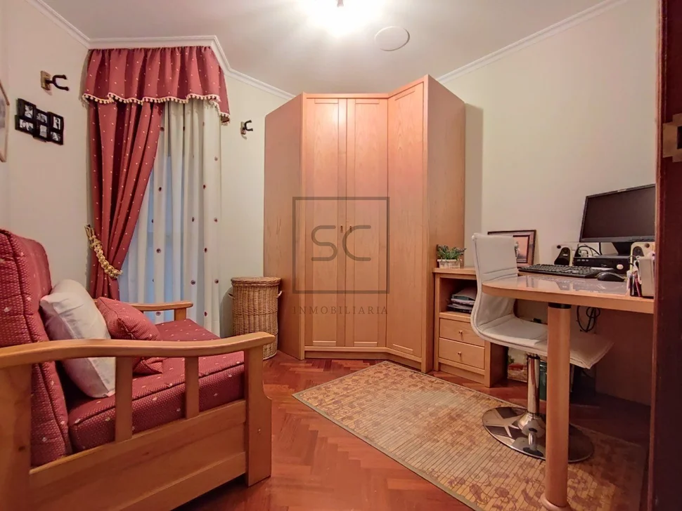 Coqueto piso semiamueblado en la zona de santa cecilia