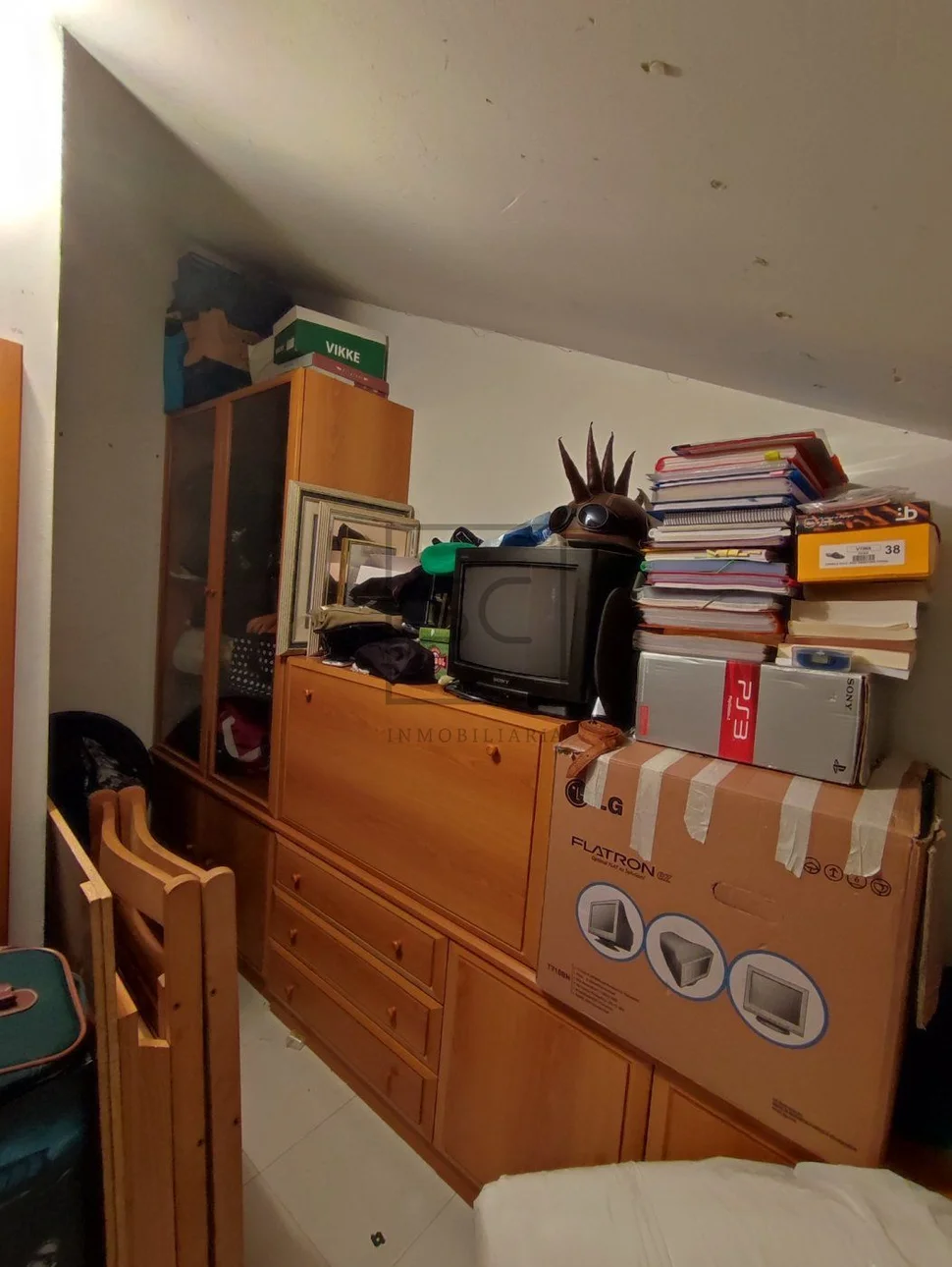 Coqueto piso semiamueblado en la zona de santa cecilia