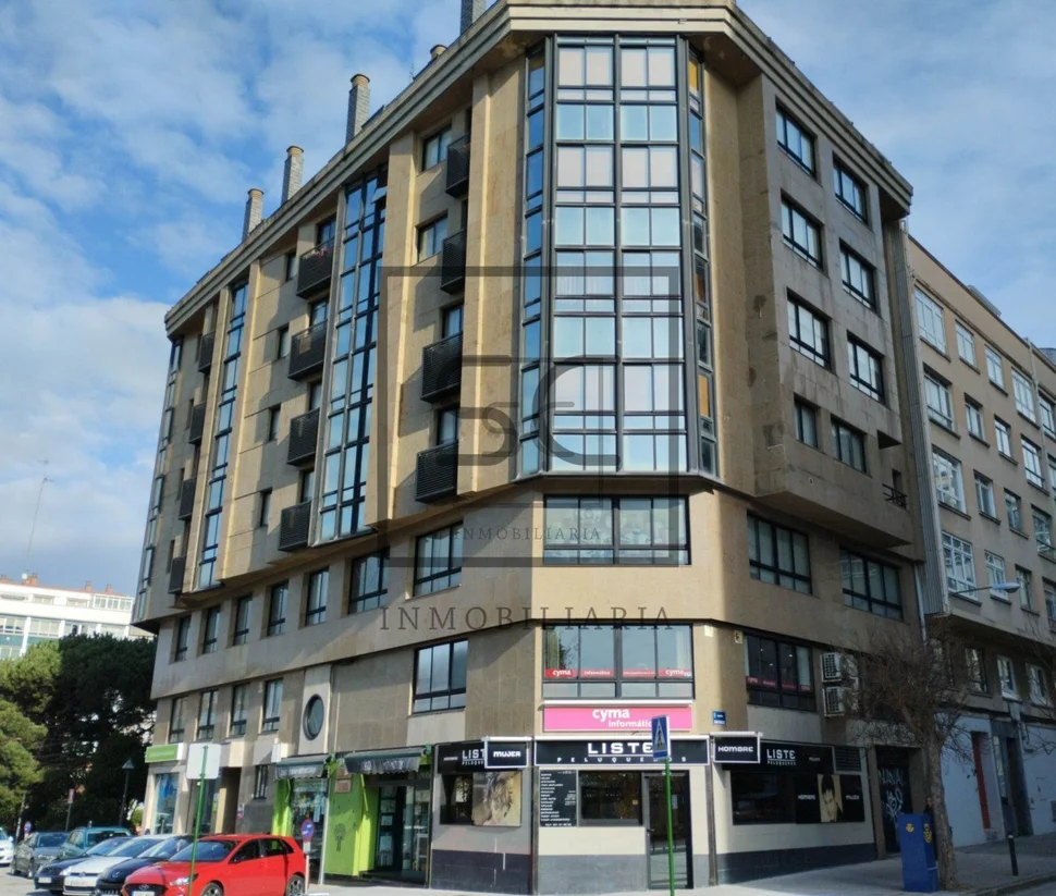 Oficina muy luminosa en cuatro caminos, a coruña