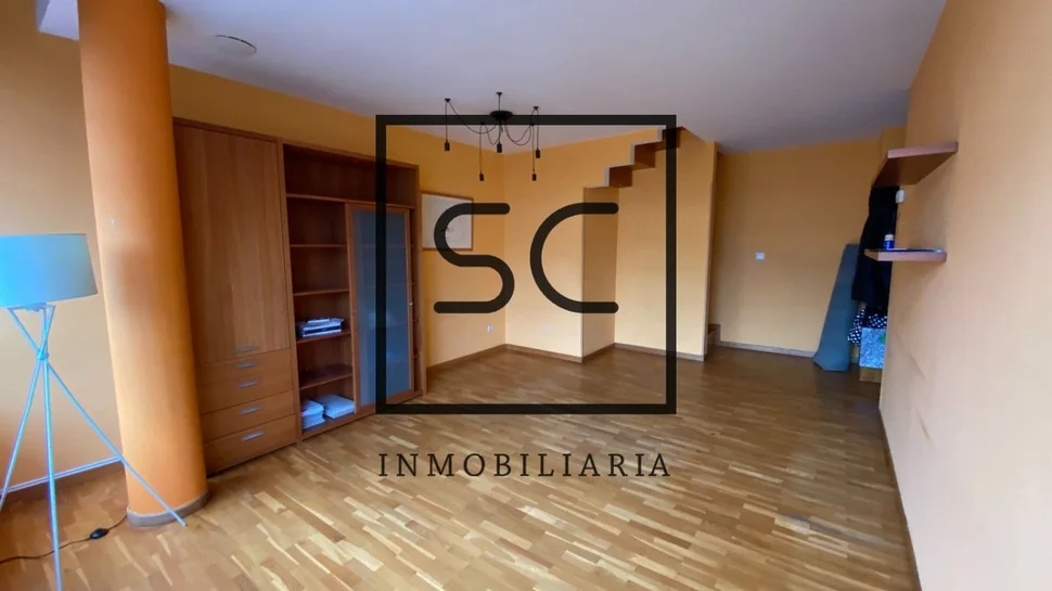 Duplex exterior para entrar a vivir en santa cruz