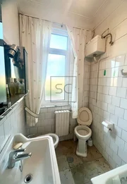 Primer piso con garaje, patio y bodega en bertón, ferrol