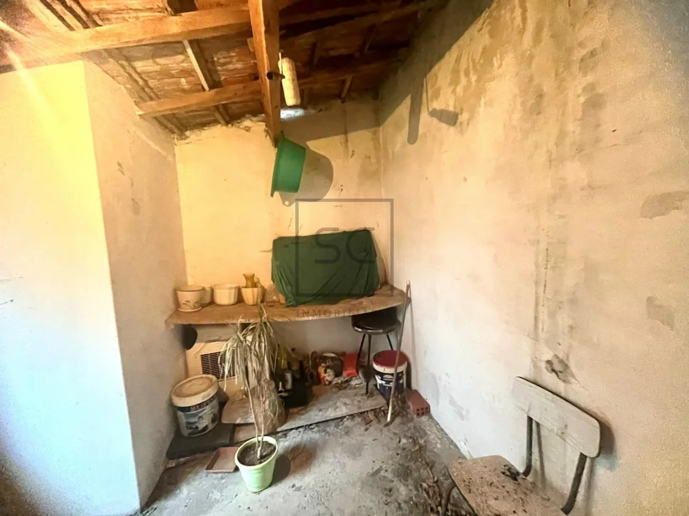 Primer piso con garaje, patio y bodega en bertón, ferrol