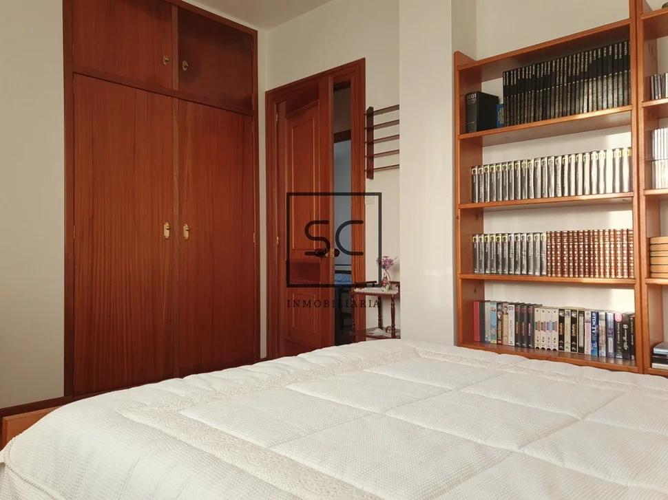 Chalet con finca y bodegas en trasanquellos, cesuras