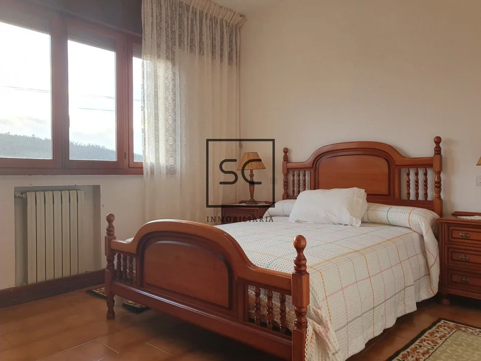 Chalet con finca y bodegas en trasanquellos, cesuras