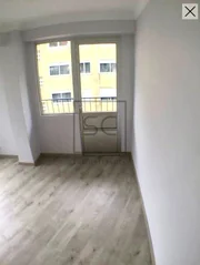 Bonito piso reformado en zona ultramar