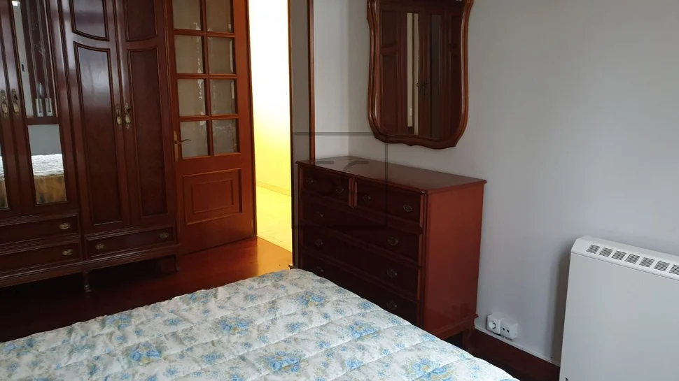 Reformado, excelente ubicación en porta nova, ferrol