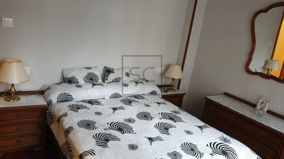 Reformado, excelente ubicación en porta nova, ferrol