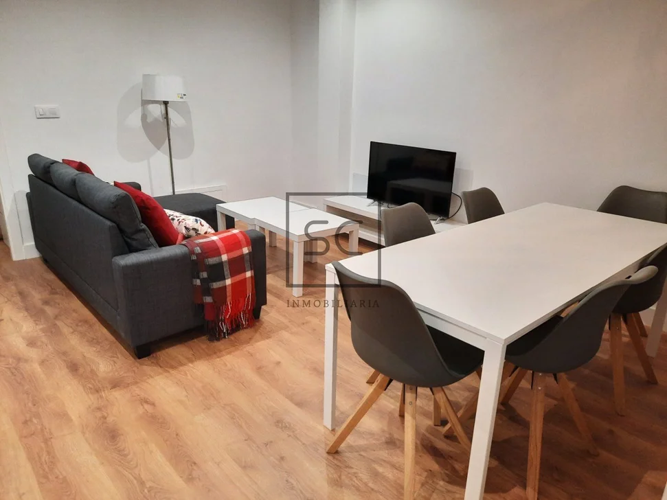 Primer Piso Centrico con Terraza – foto 1