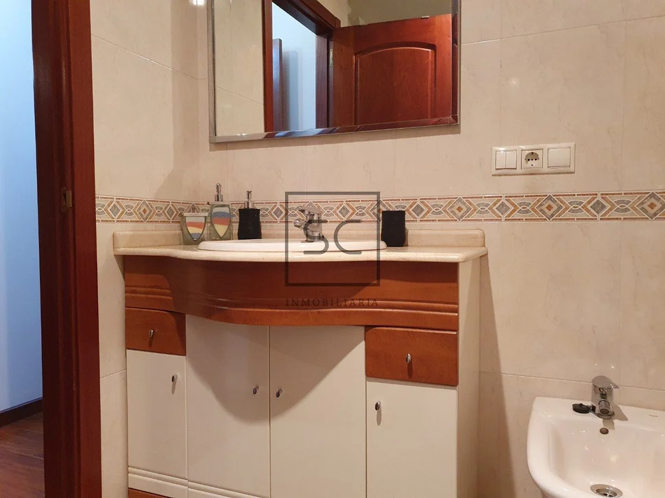 Piso con ascensor, garaje y trastero