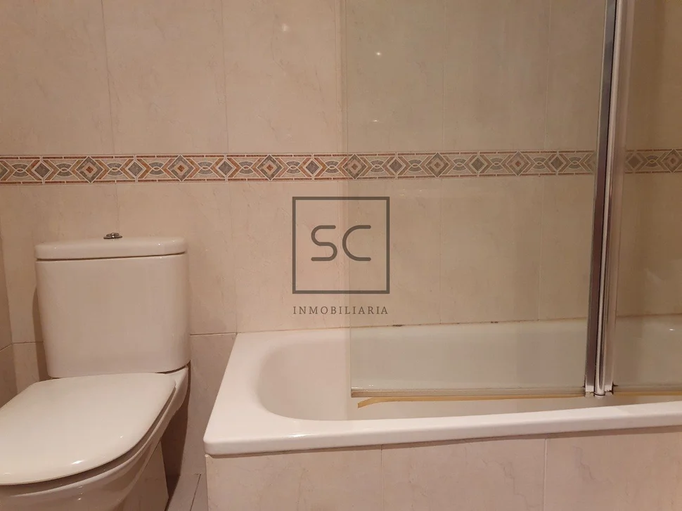 Piso con ascensor, garaje y trastero