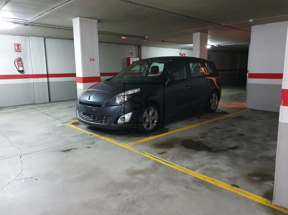 Piso con ascensor, garaje y trastero