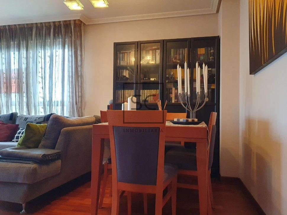 Piso con ascensor, garaje y trastero